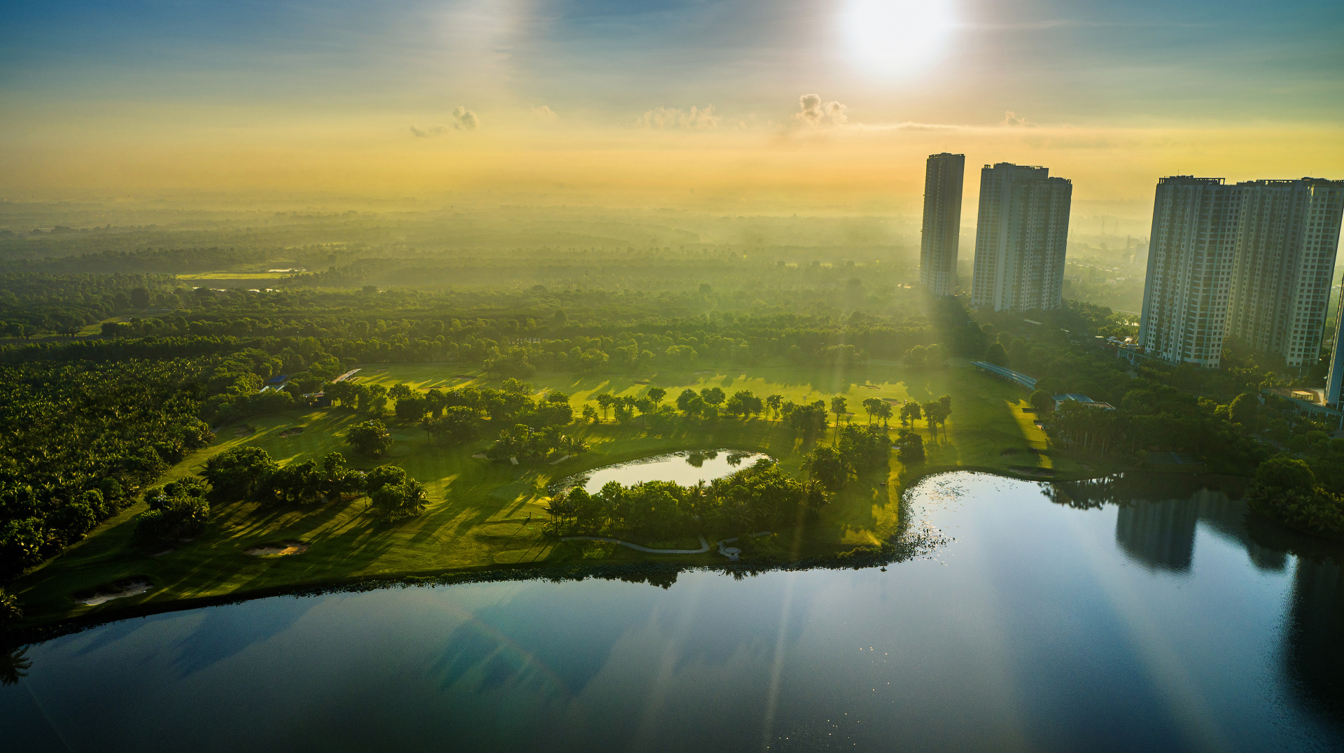 Hai sân golf Việt Nam được vinh danh tại World Golf Awards 2022